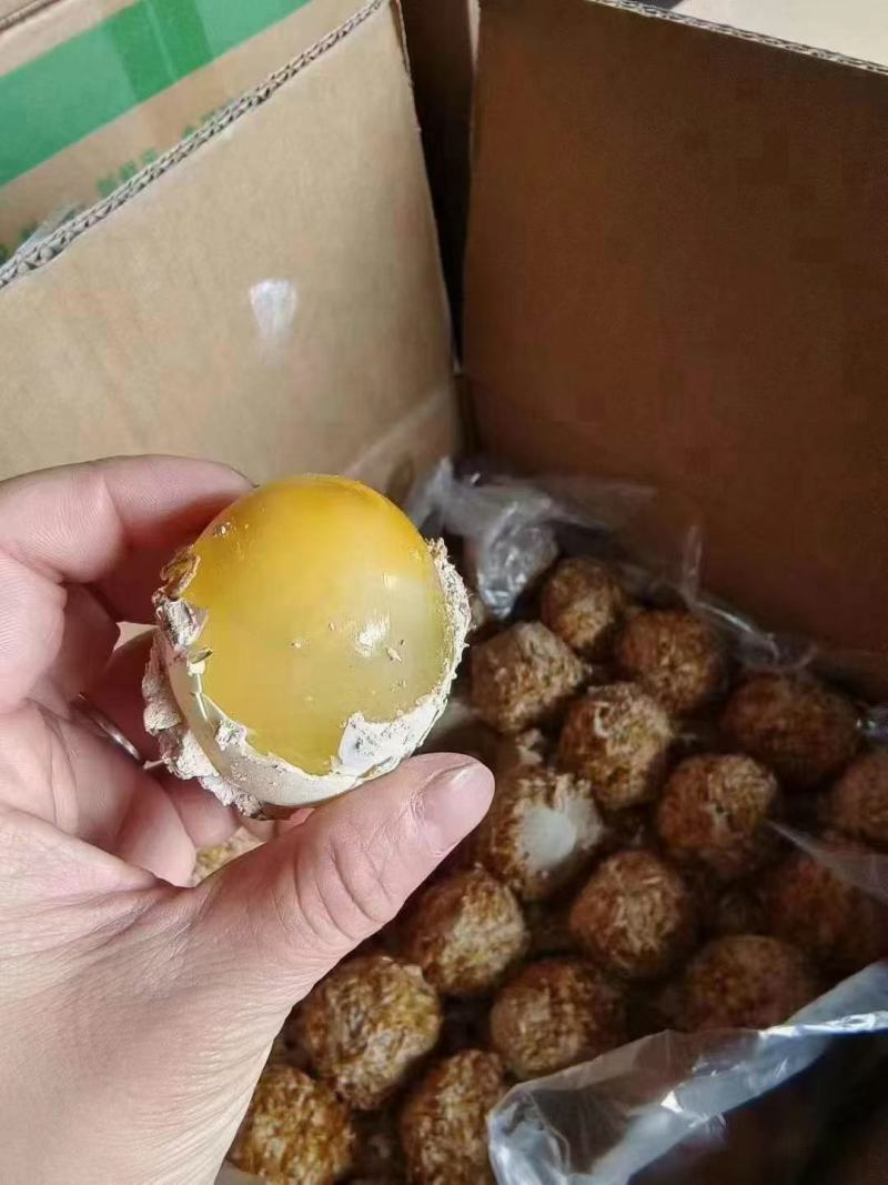 松花皮蛋松花蛋鸡皮蛋鸭皮蛋无铅皮蛋库房现货供应
