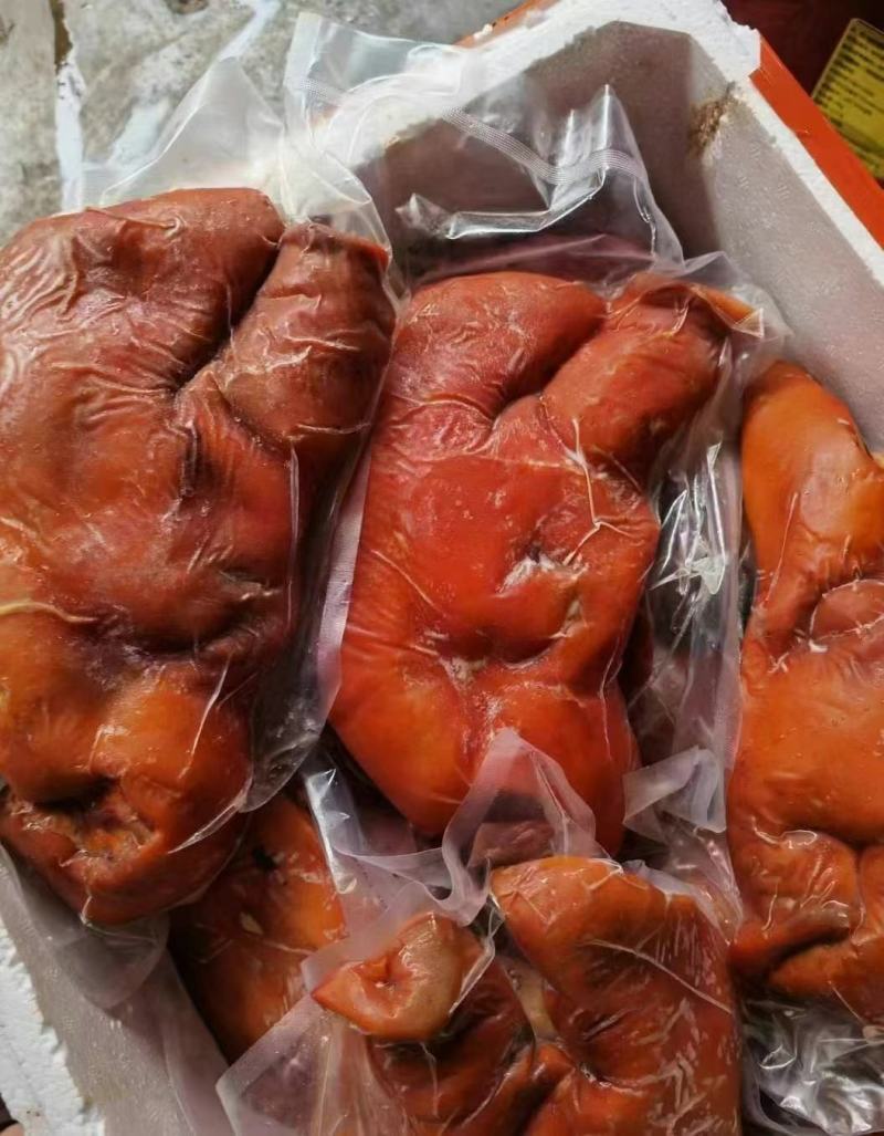 卤猪头肉全熟卤猪头带核桃肉带拱嘴价格不贵当季热卖
