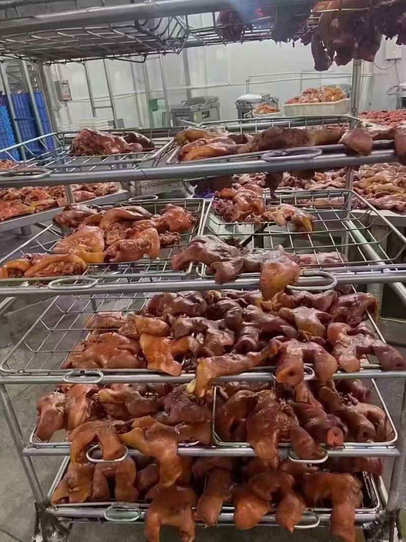 卤猪头肉全熟卤猪头带核桃肉带拱嘴价格不贵当季热卖