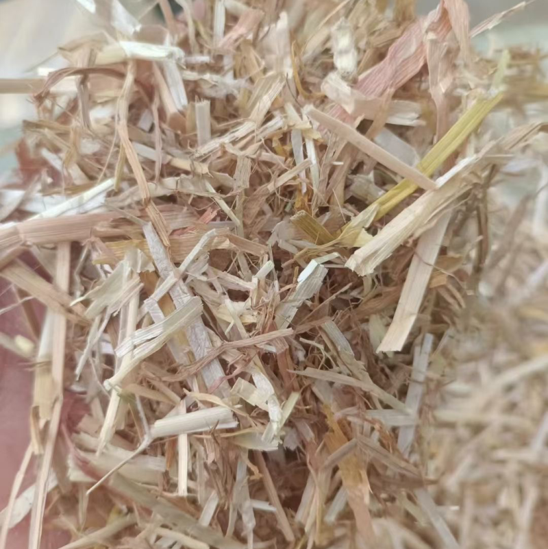 常年出售小麦秸秆，二次加工包块，牛草