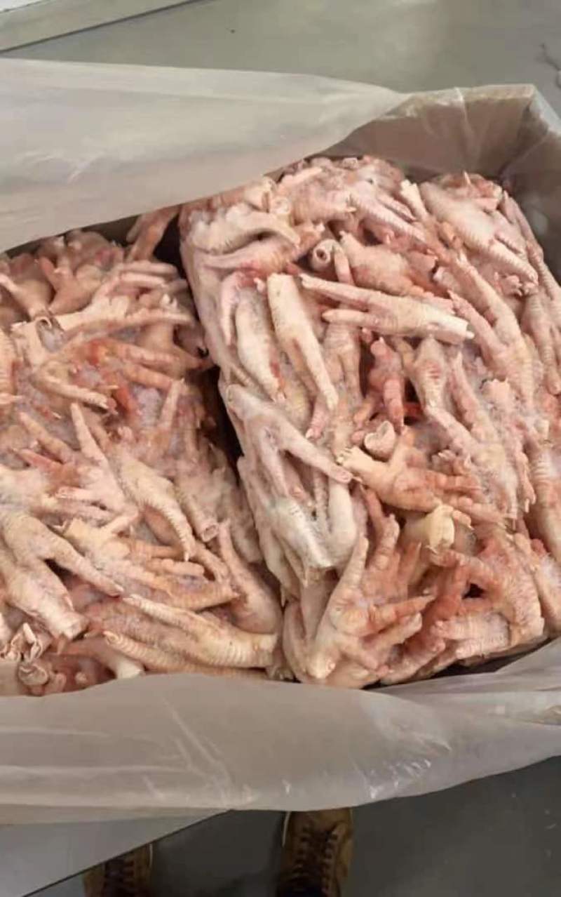 凤爪，凤爪大量有货欢迎客户咨询洽谈生意