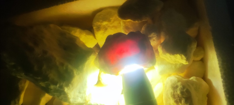 印尼伊真正品天然火山石原矿石硫磺中药材食用可炮制