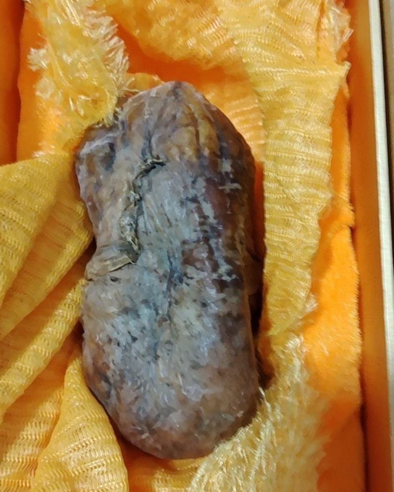 鹅宝一枚，500克左右