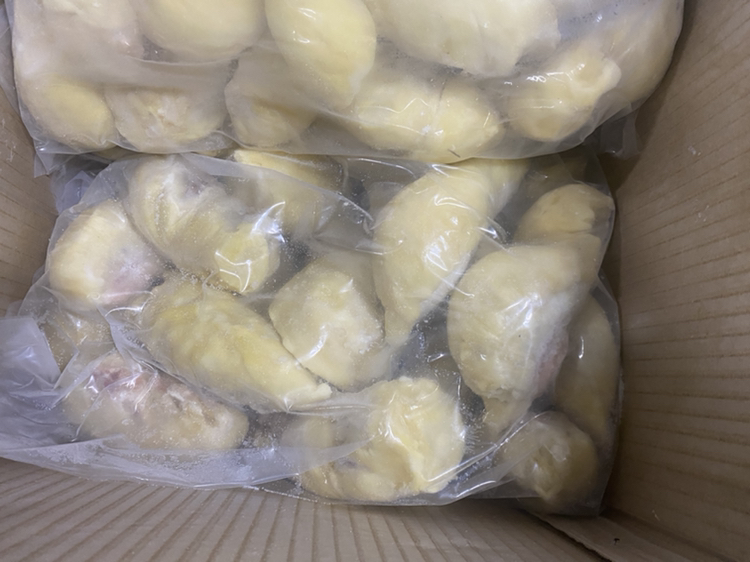 金枕头榴莲冷冻前后对比图