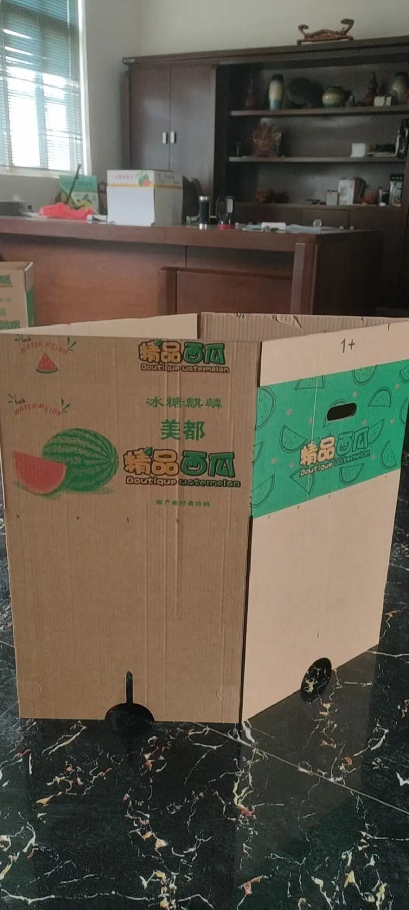 纸箱定制厂家各种规格齐全，可来样定制，一件也批发价
