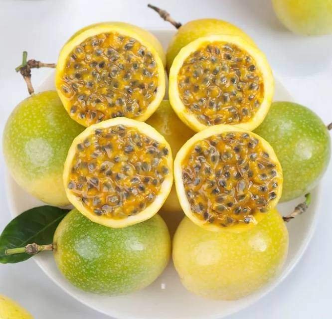 黄金百香果特写