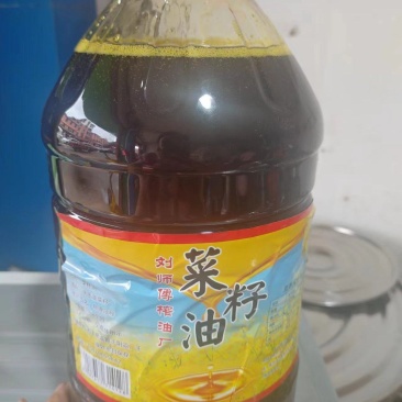 精品菜籽油一手货源量大从优质量保证欢迎咨询