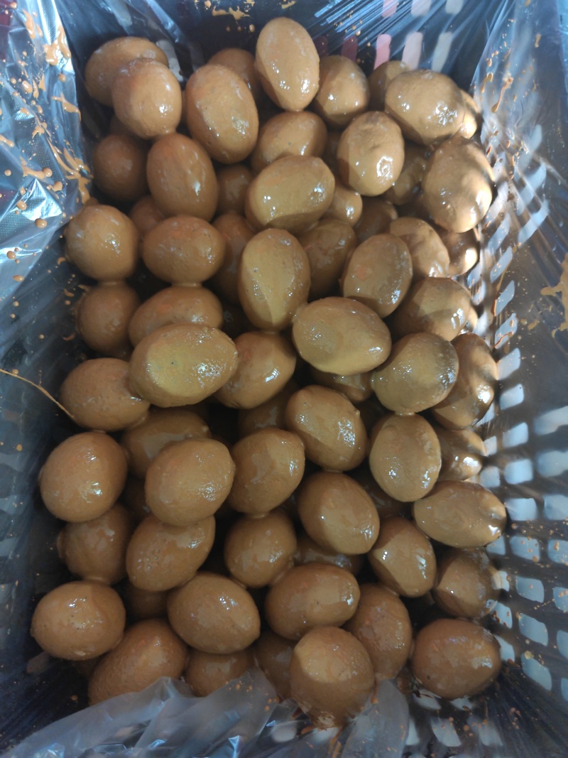 咸鸭蛋古法腌制流油咸放养纯粮食投鸭蛋一手货源常年产品稳定