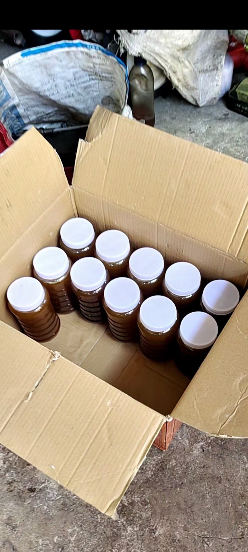 云南野生土蜂蜜，批发一件代发皆可欢迎致电