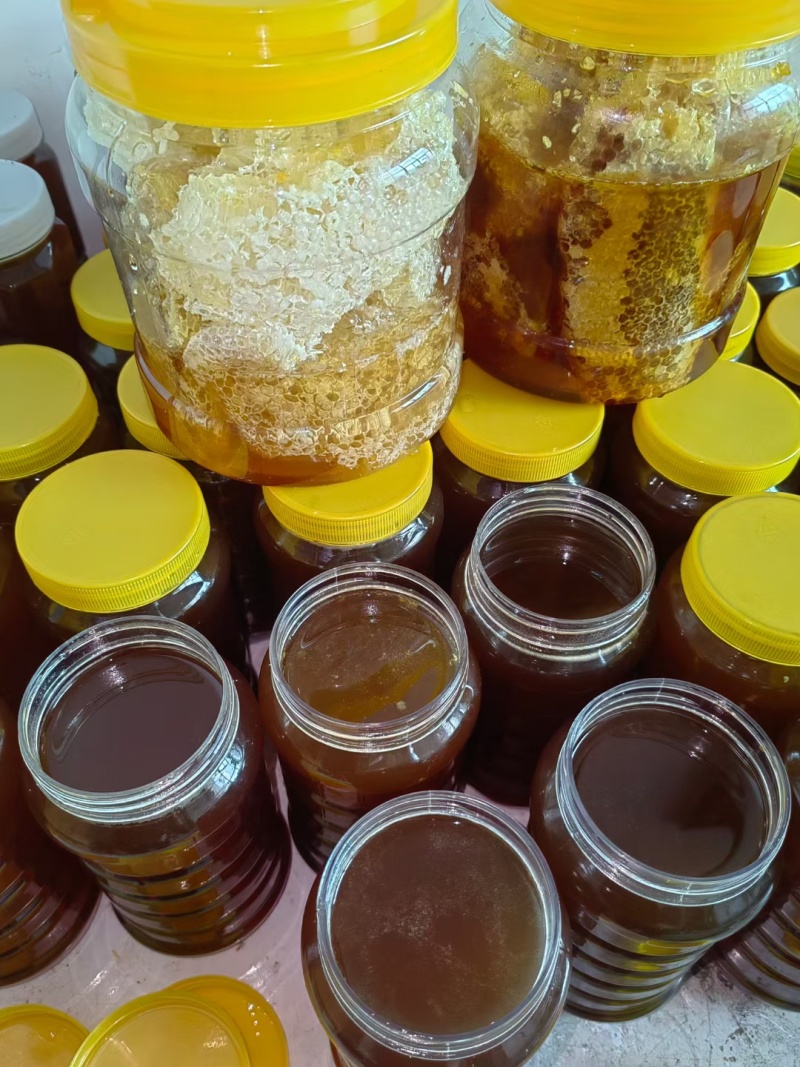 云南野生土蜂蜜，批发一件代发皆可欢迎致电
