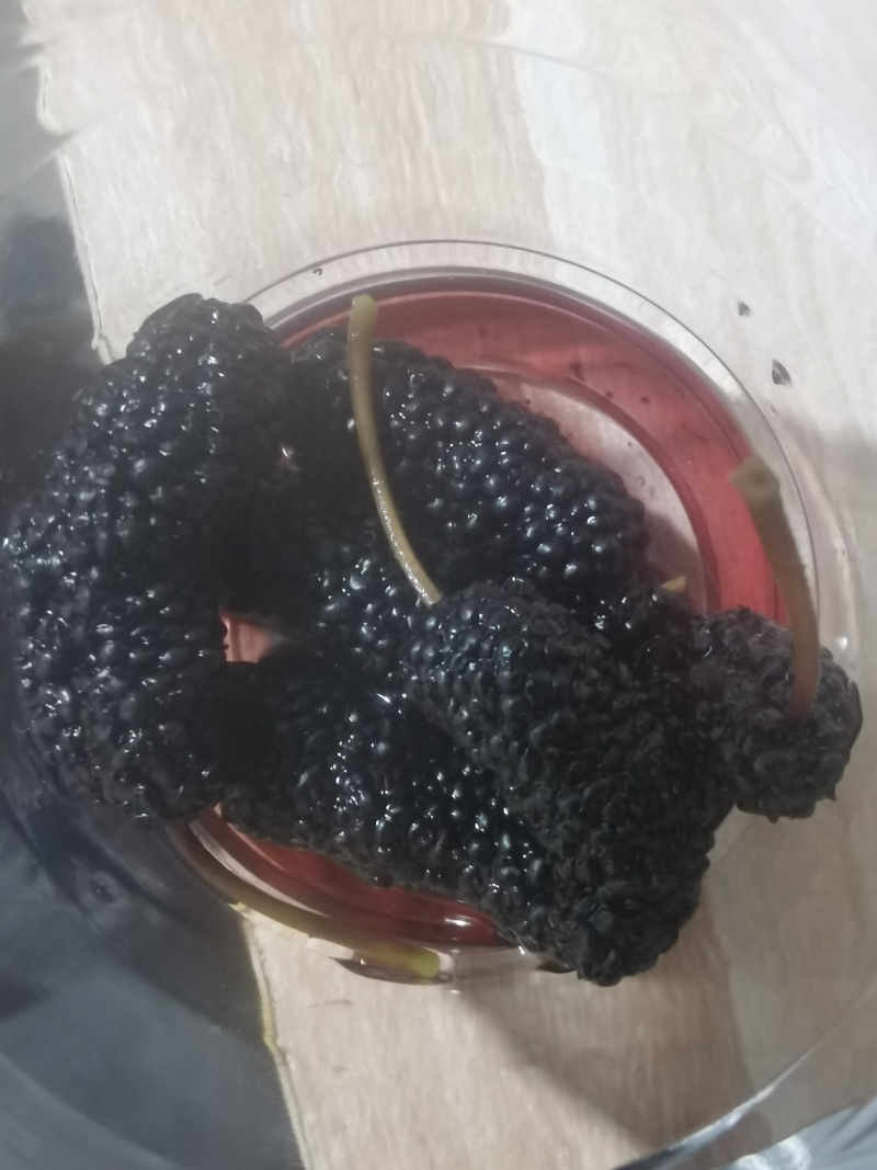 精品一级桑椹干，干度嘎巴脆