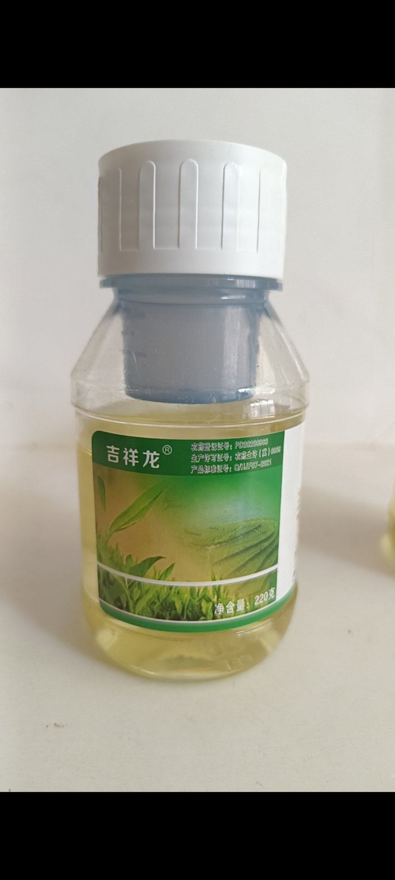 草胺草甘膦可用于非耕地防除各种杂草对根深杂草特别有效。