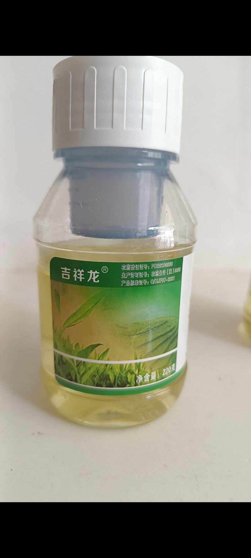草胺草甘膦可用于非耕地防除各种杂草对根深杂草特别有效。