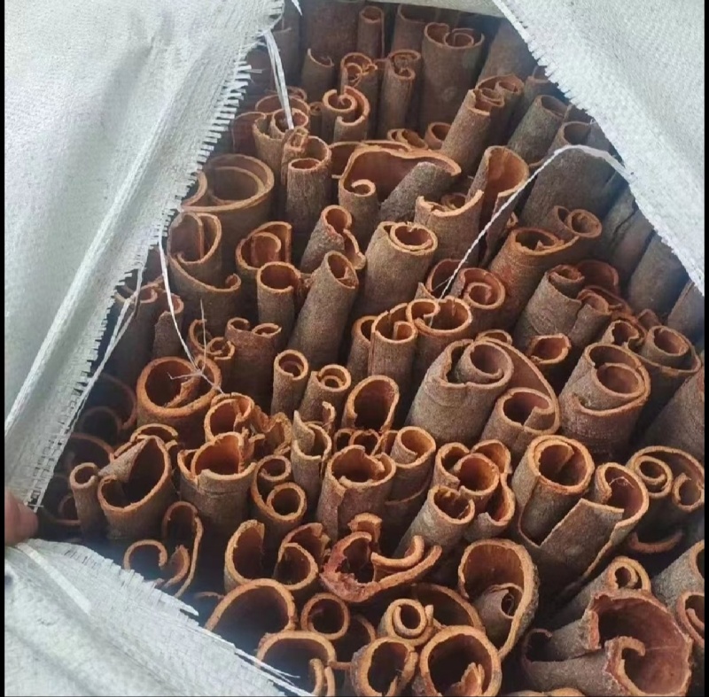 【优选】广西桂皮中通大通桂碎水洗厚肉桂皮药食同源