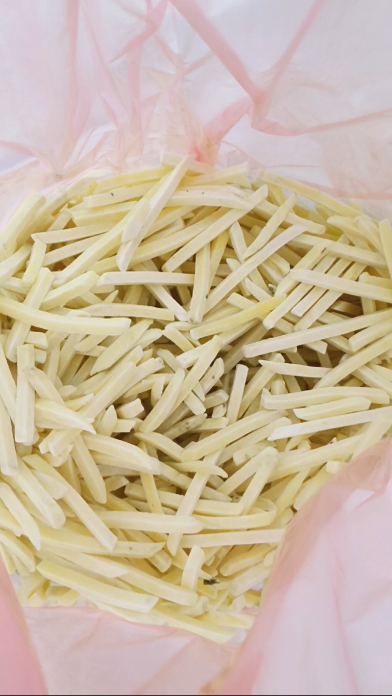 薯条土豆条精品土豆条速冻薯条源头厂家