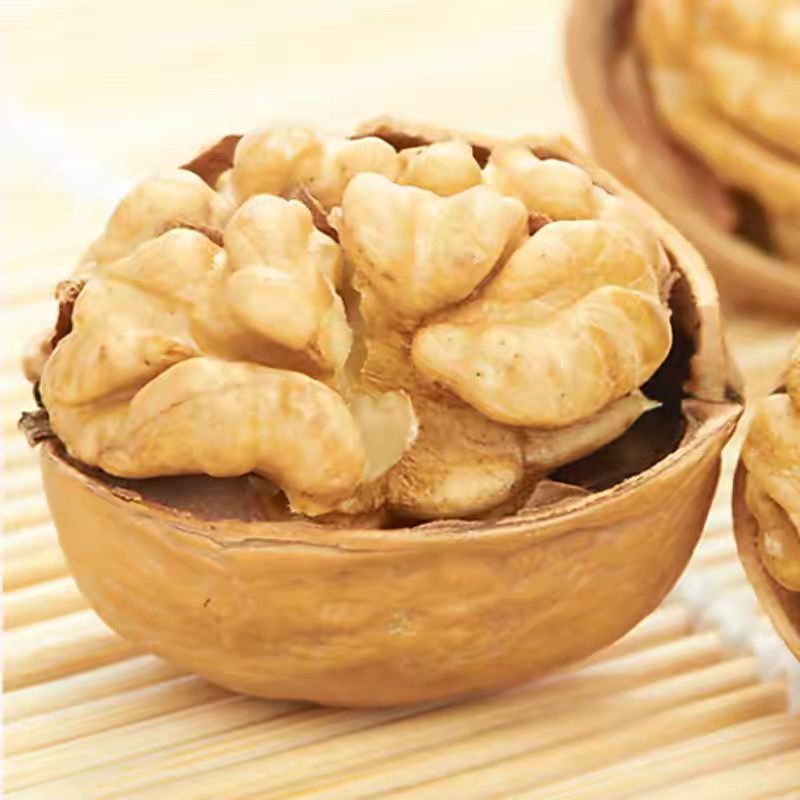 新疆薄皮纸皮核桃厂家供应链电商打包代发地摊跑江湖批发
