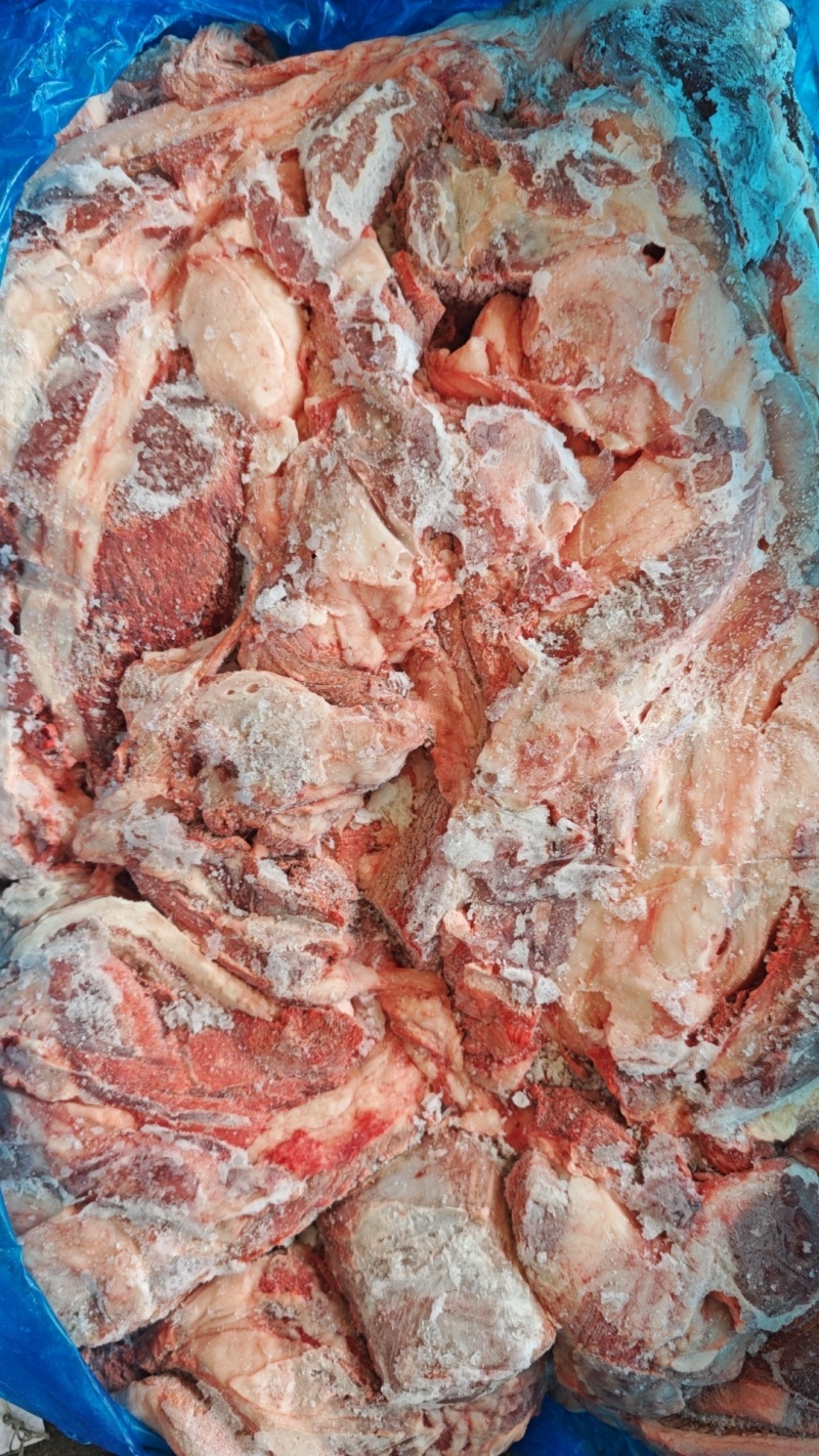 母猪倒四六碎肉，五五碎肉，长期生产，供应稳定