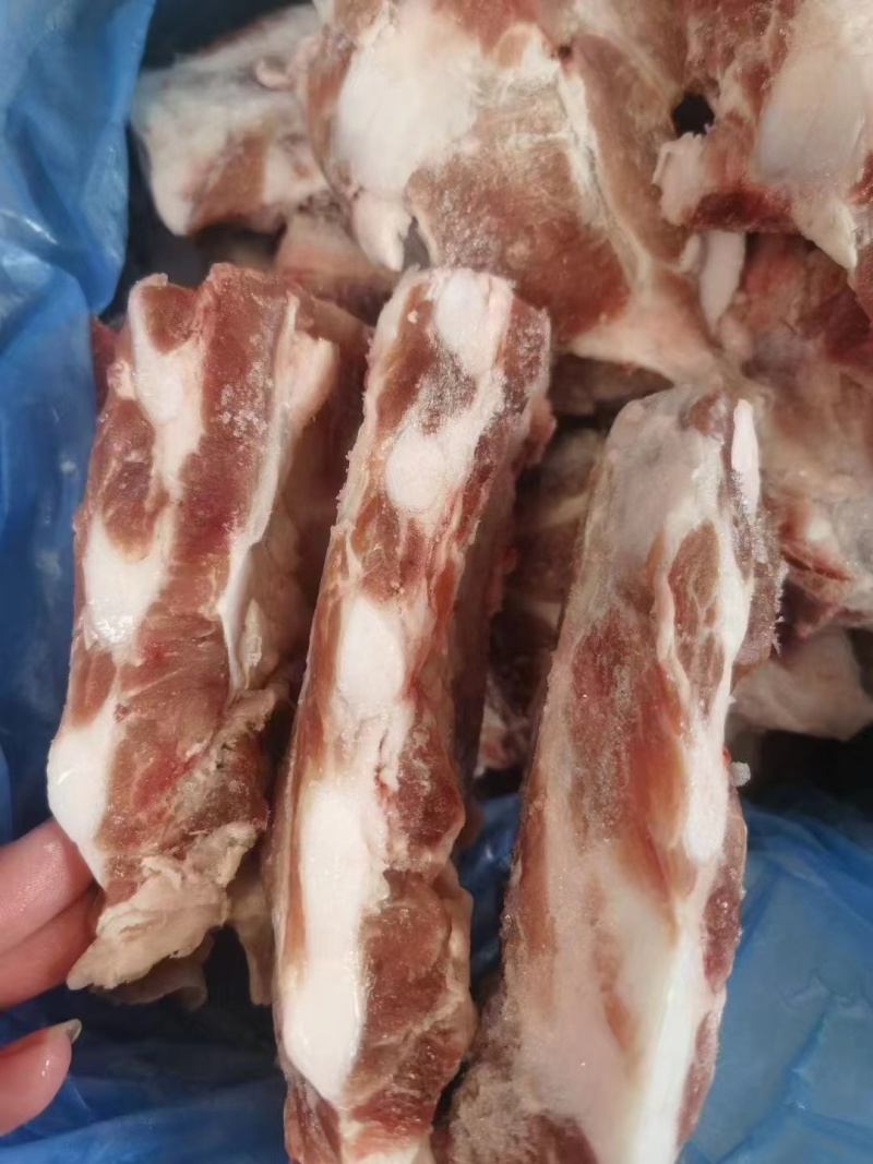 猪胸骨，特惠疯抢购中，厂家直销，长期供应。欢迎各位老板