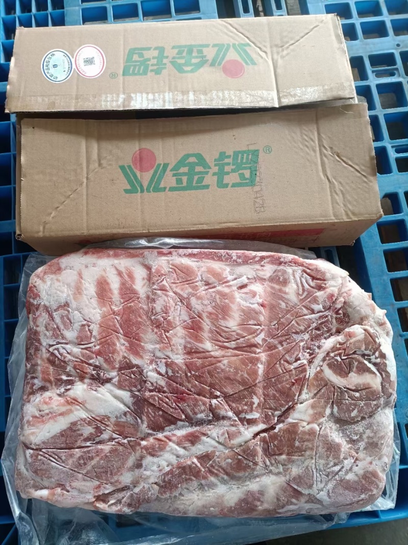 双汇带皮五花一级的60吨23/4月