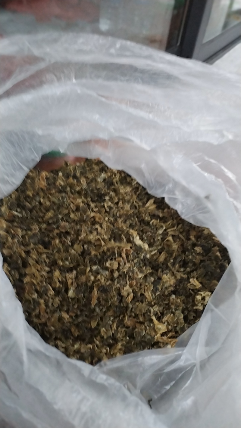 A正宗江西客家梅干菜，干净无沙，需要的老板可以联系我。