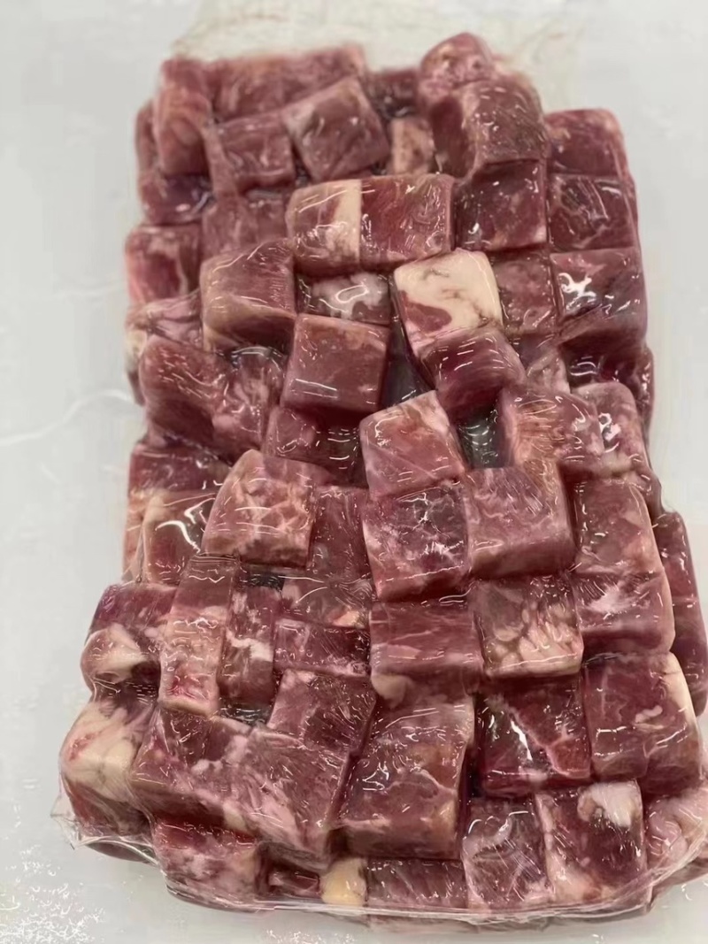 调理牛肉粒颗粒均匀规格齐全可供商超市场批发
