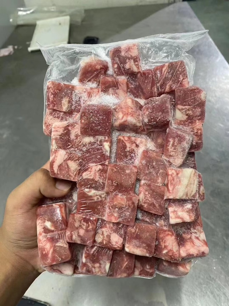调理牛肉粒颗粒均匀规格齐全可供商超市场批发