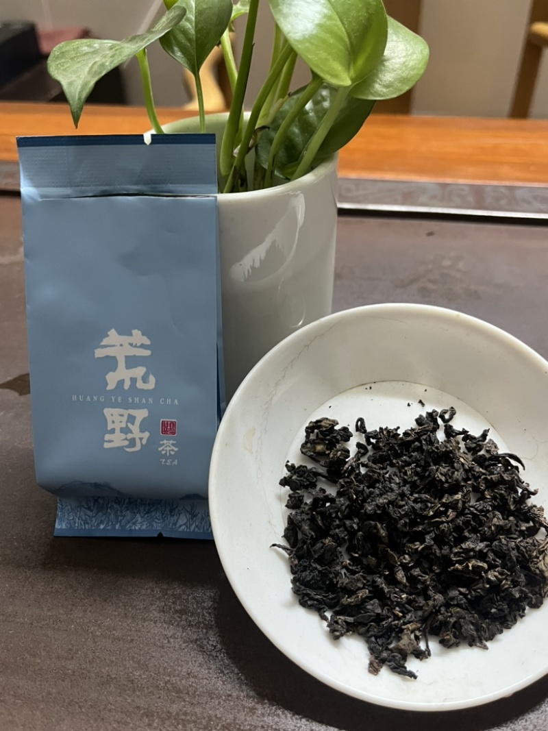 《福建红茶浓香》浓香荒野茶高端礼盒装300克乌龙红茶