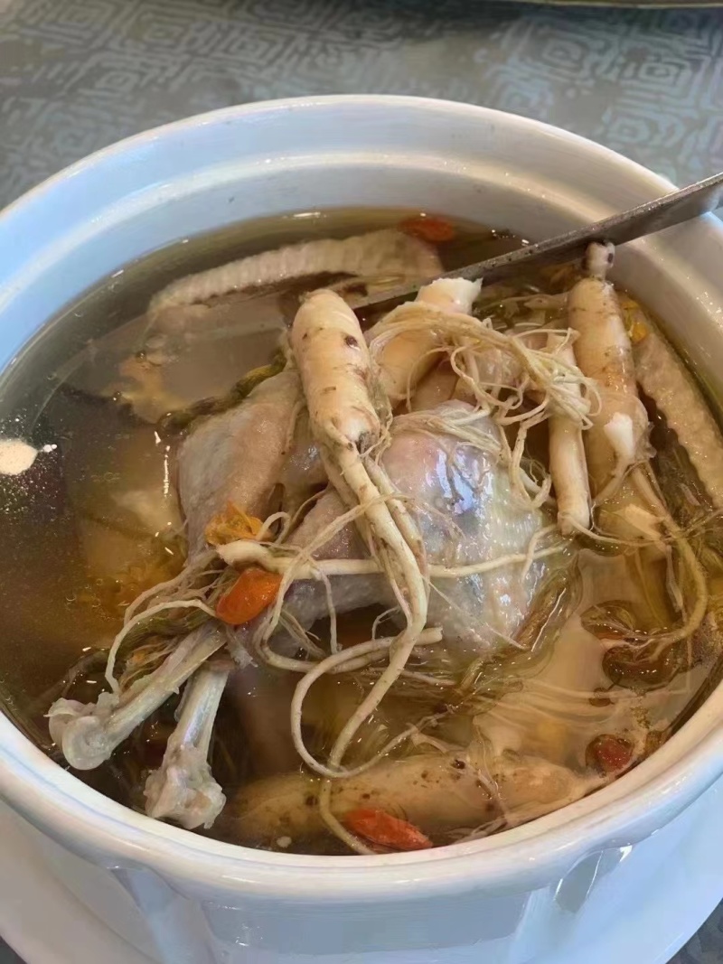 长白山保鲜人参泡酒煲汤现货包邮现货包邮现货包