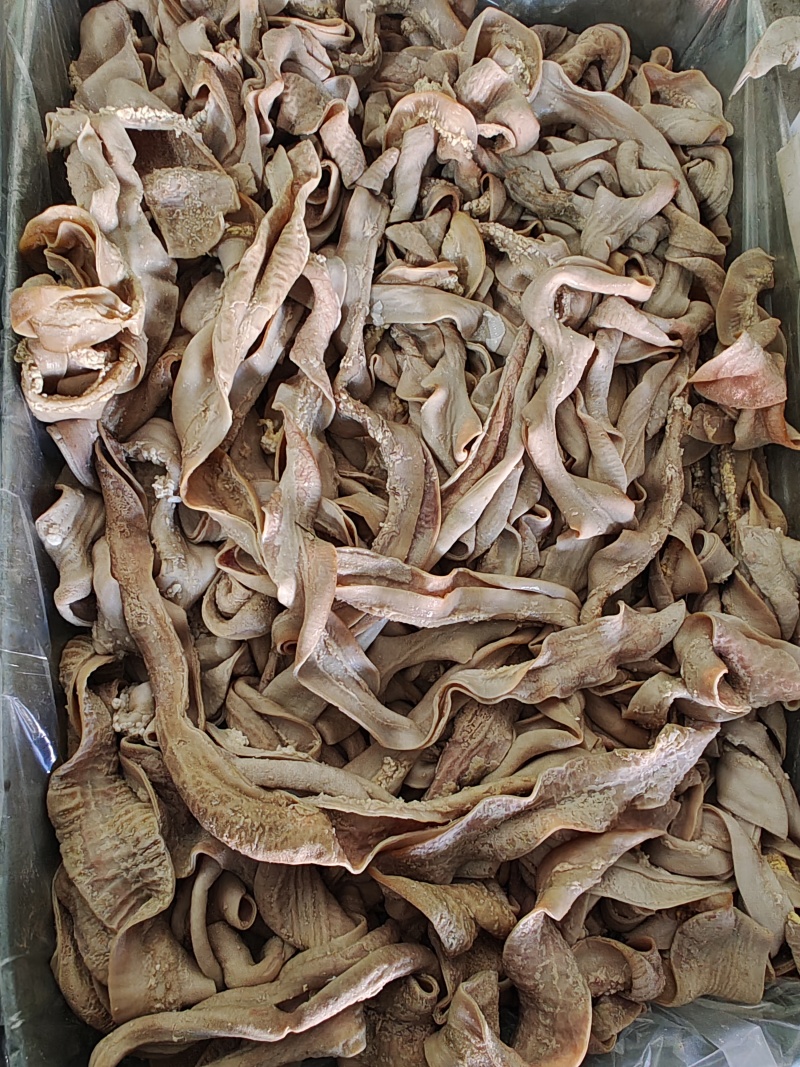 【牛小片肠】当地草原黄牛的小片肠，焯过水的抛开去油袋装！