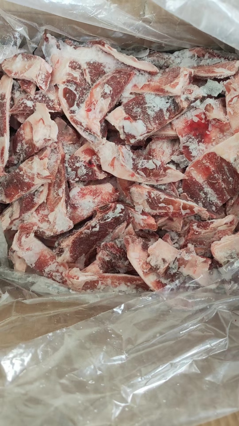 羔羊月牙骨块，块大新鲜带肉率也是可以啊！补钙圣器骨折价！