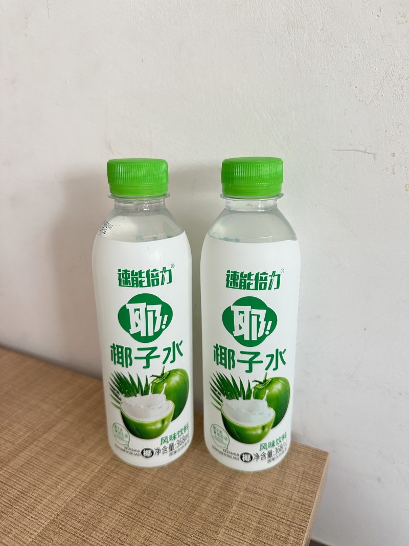 山东太子奶冰糖雪梨，一升装，塑包10瓶，乌龙茶系夏季饮品