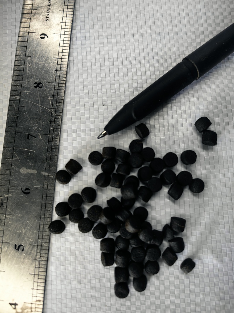 鲟鱼饲料40蛋白型号齐全厂家直销量大优惠
