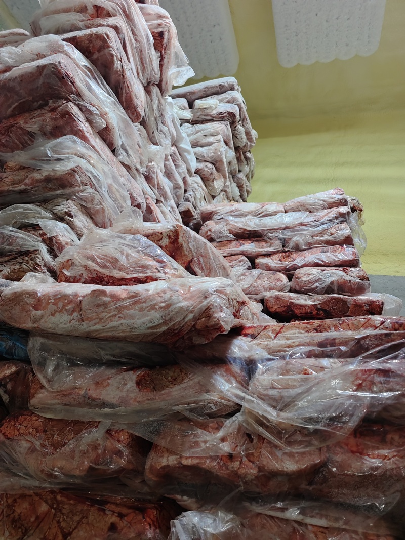 【牛肺】黄牛的食品级新鲜速冻！不是标准件！常年有货！