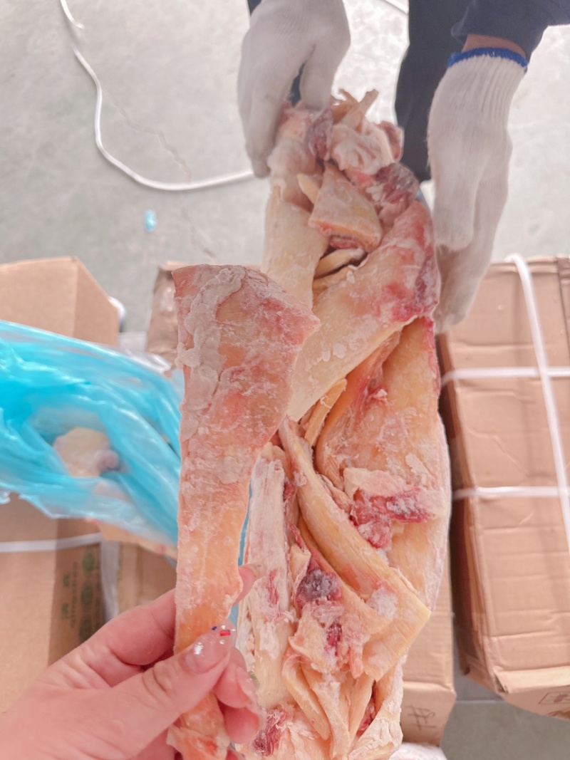 牛板筋，板筋尖各种厂号齐全。厂家直销，一手货源，欢迎咨询