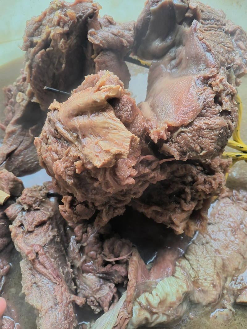 原味熟牛肉源头工厂长期供应酱牛肉现货实拍价格上调
