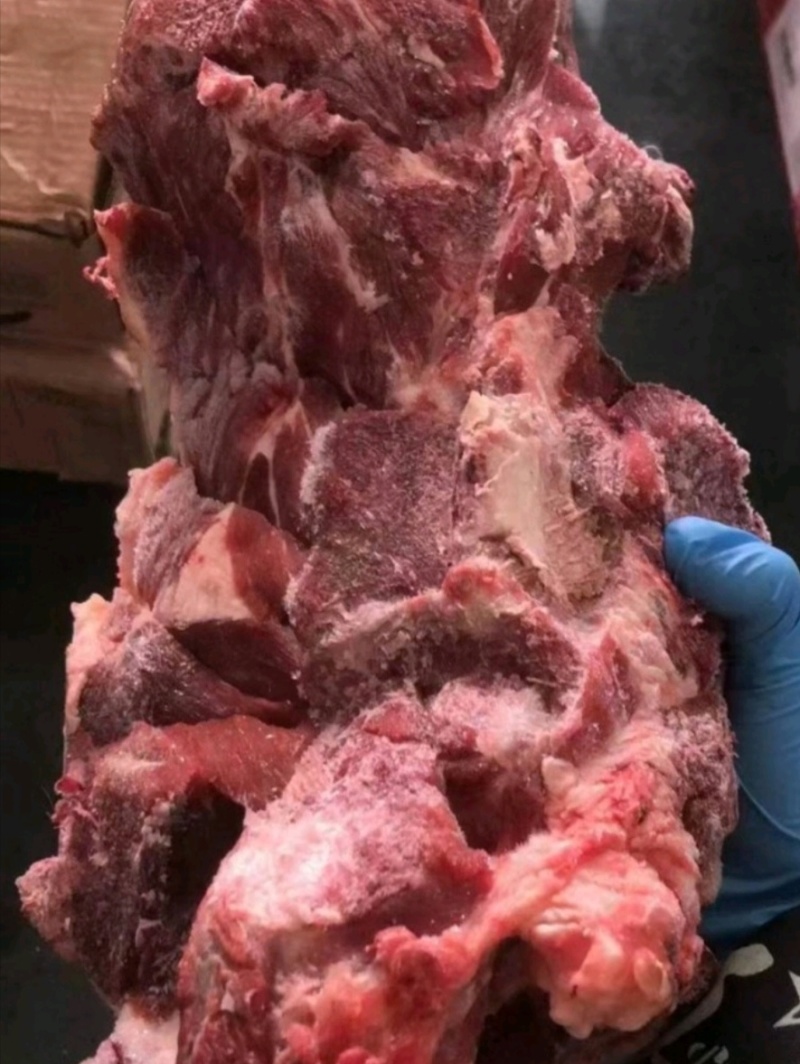 牛脖骨，满肉牛脖骨，量大质优价格优惠欢迎咨询采购