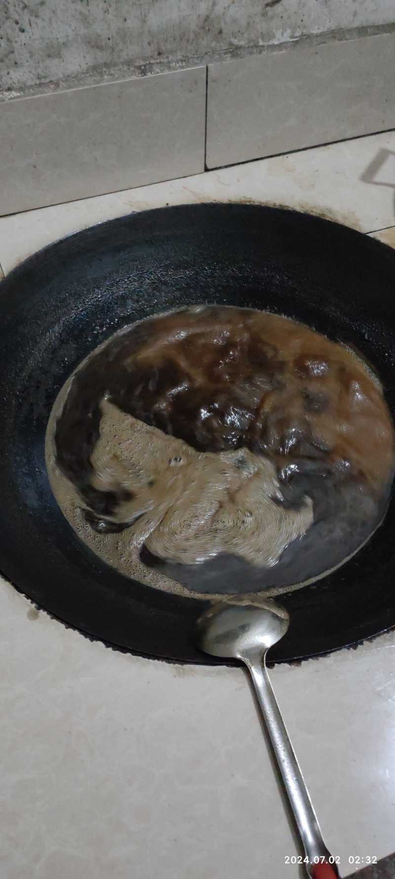 梨膏，农家自种自熬的梨膏，纯手工鲜蜜梨熬制秋梨膏