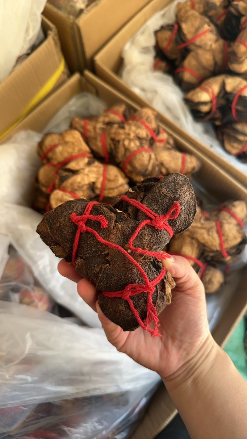 十年陈皮干，味道醇厚，纯无硫，可大货供应，规格齐全