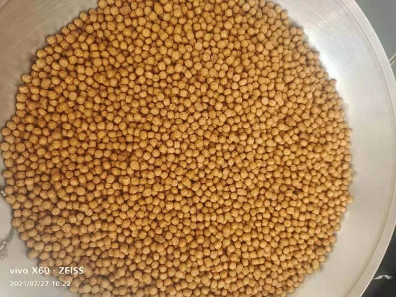 红旺饲料，35蛋白浮料鱼饲料，适用草鱼，鲫鱼，鲤鱼，