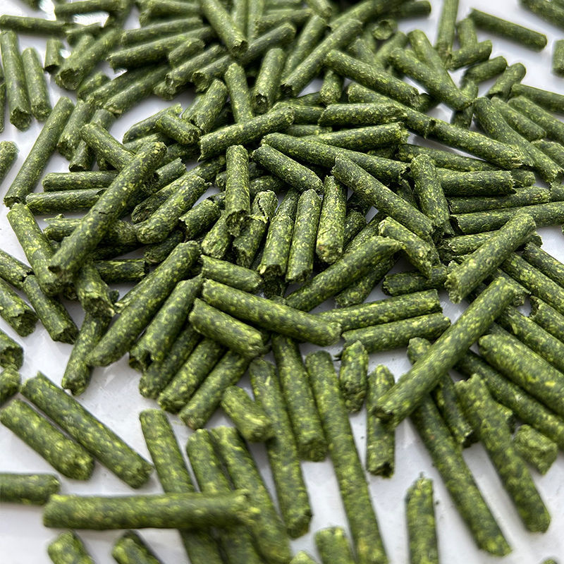 纯苜蓿草颗粒直径5mm牛羊马驴羊驼饲料支持批发零售