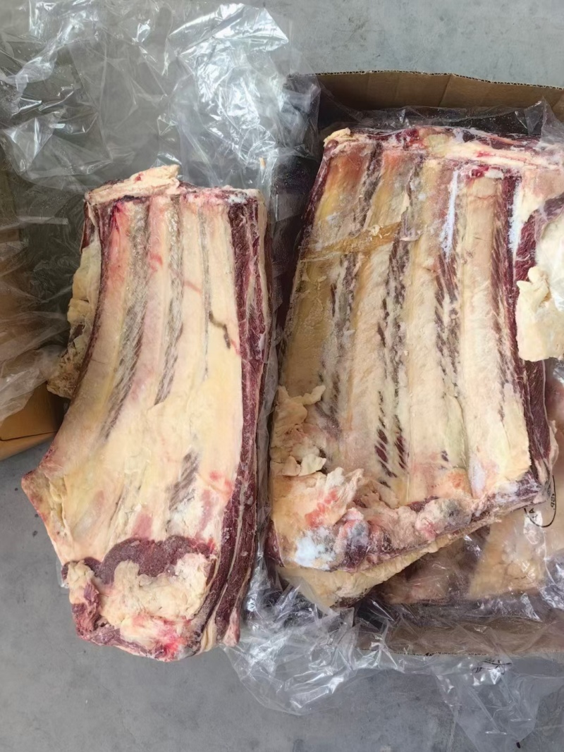牛肋排（瘦度高，肉多）四肋五肋，可根据客户要求分割