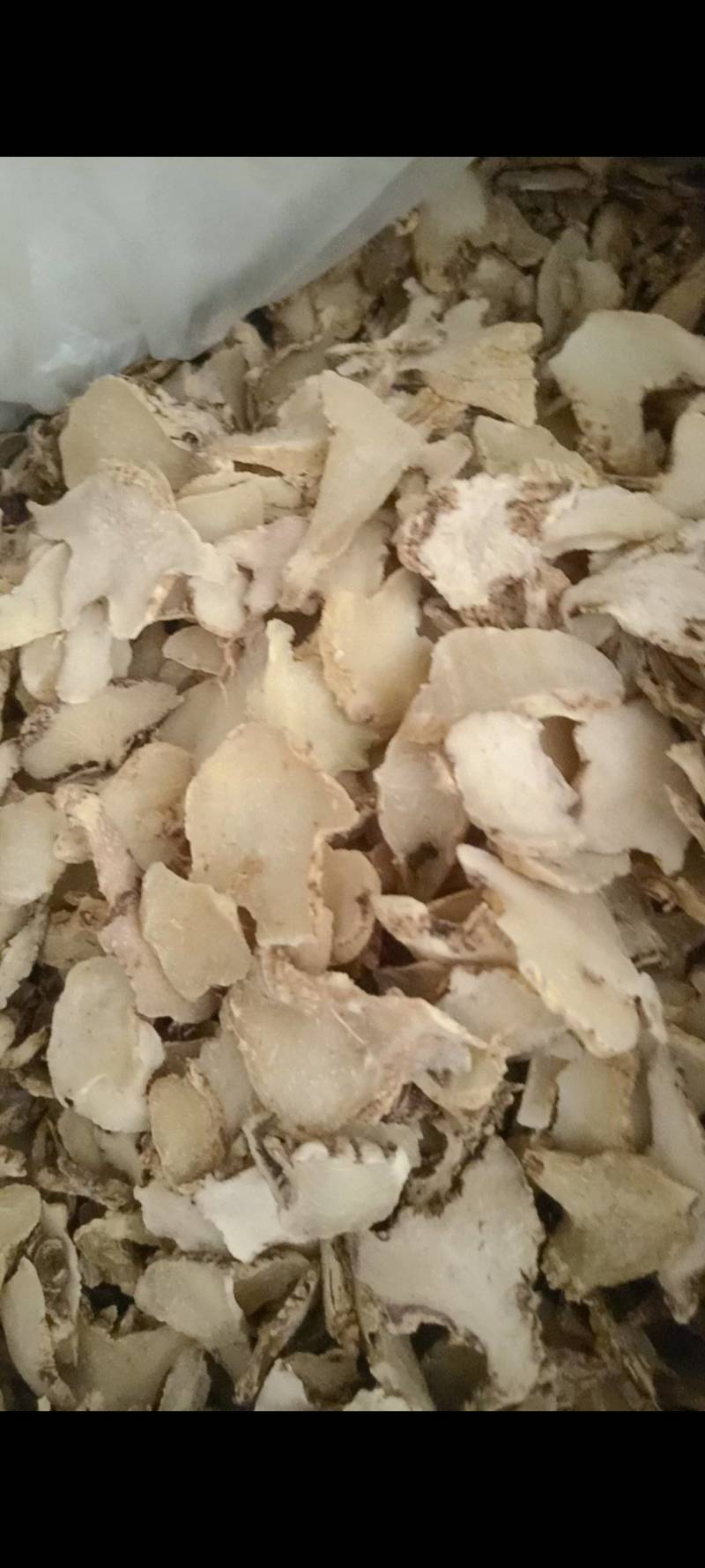 白芨个白芨片多个规格现货供应量大有优惠