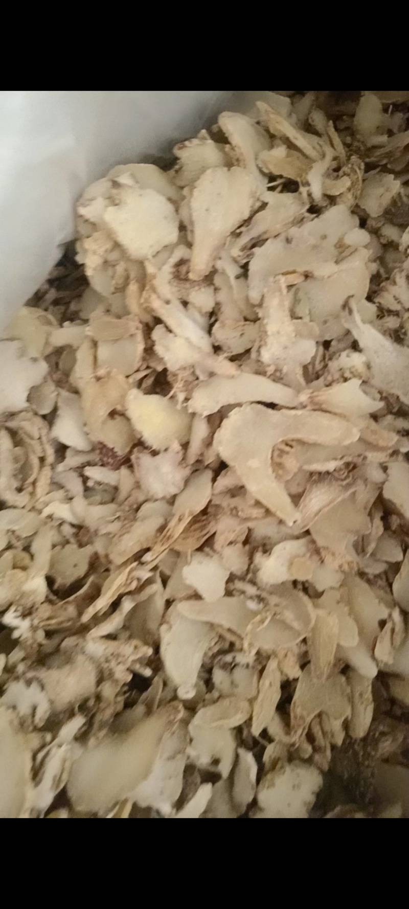 白芨个白芨片多个规格现货供应量大有优惠