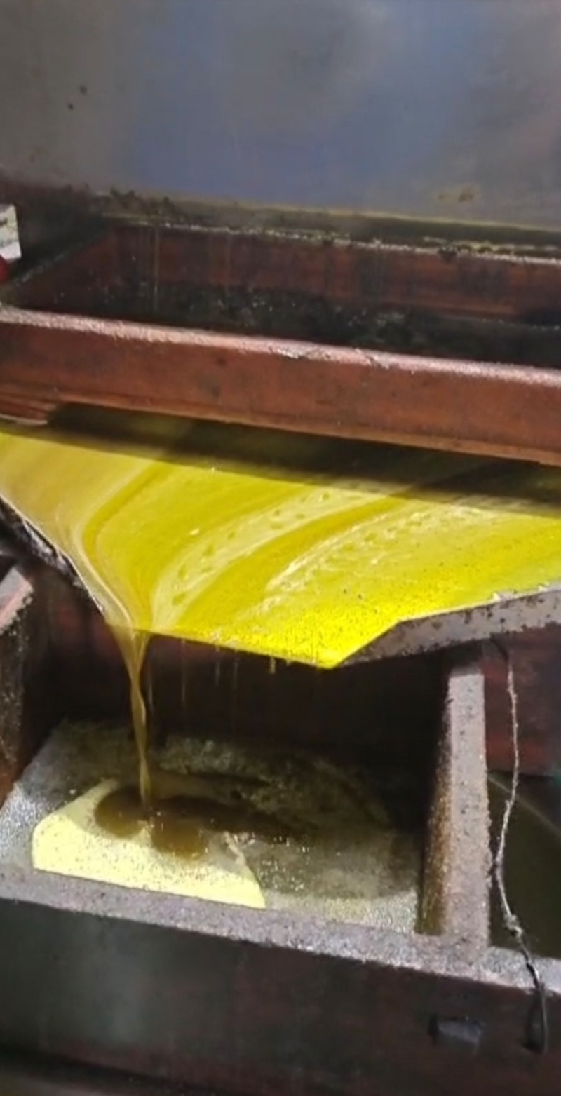 菜籽油一件也是批发价大量供应菜籽油品质保证价格优