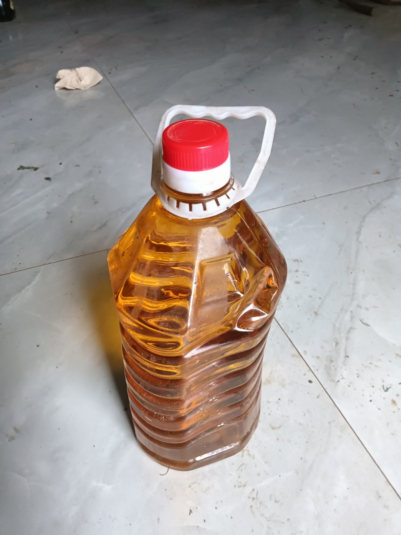 合作社自种熟自榨头道原香花生油可凉拌花生油批发