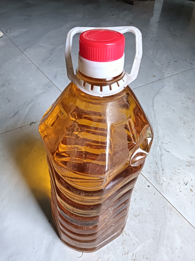 合作社自种熟自榨头道原香花生油可凉拌花生油批发
