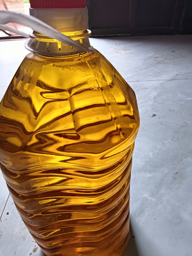 合作社自种熟自榨头道原香花生油可凉拌花生油批发