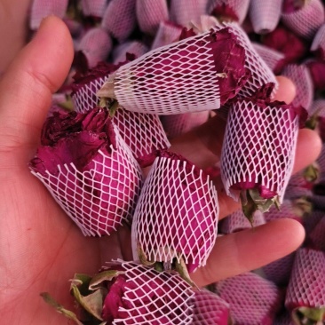 冻干墨红玫瑰花云南精品红玫瑰，墨红玫瑰，烤干墨红玫瑰