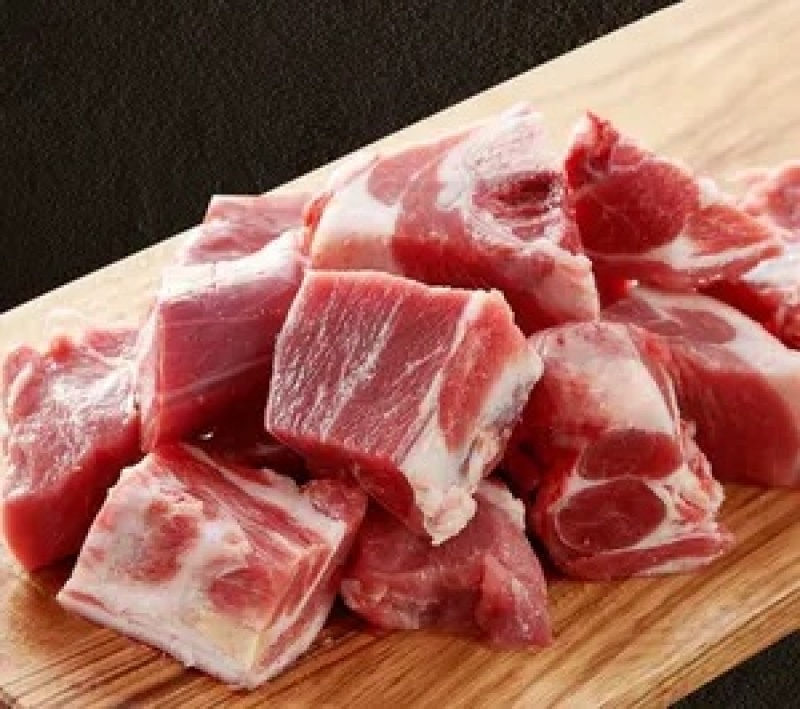 肉带皮带骨散养冷冻羊肉块
