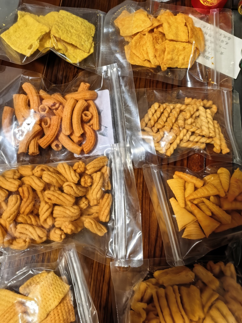 小麻花，厂家直销夜市地摊超市市场热销产品10斤装